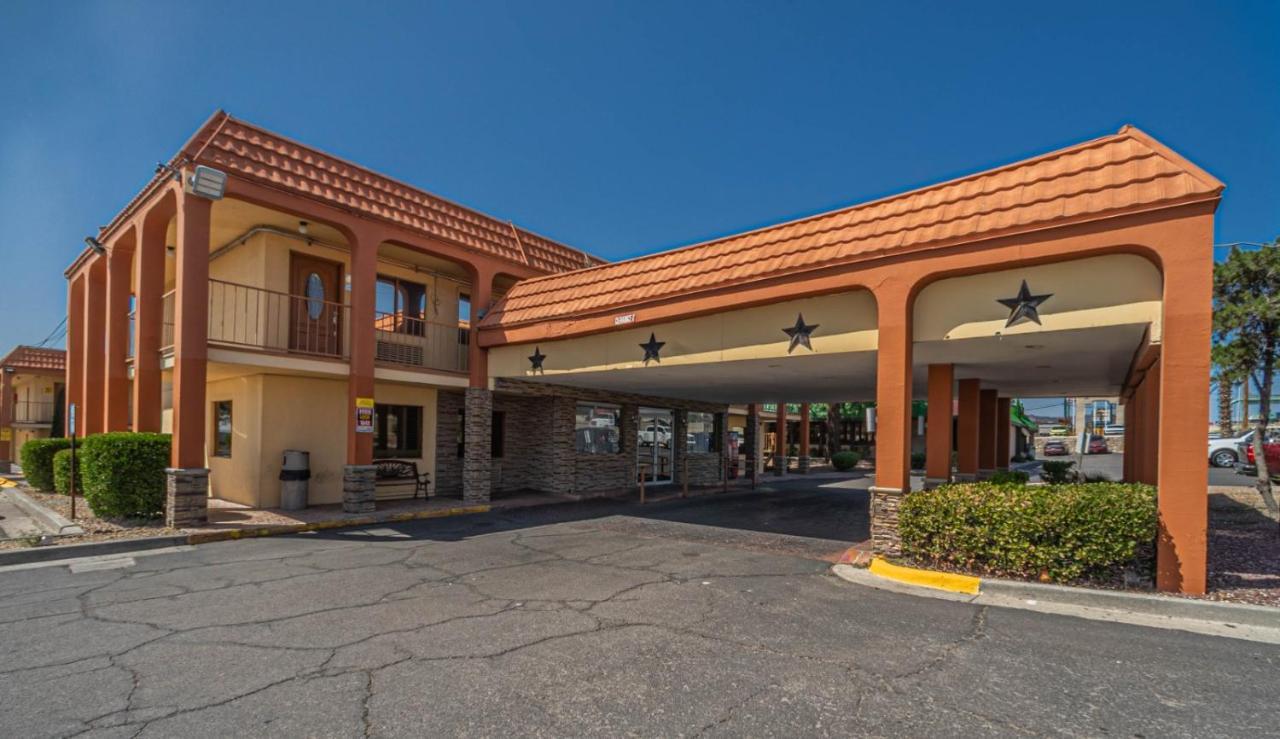 Hotel Super 8 By Wyndham El Paso Airport Zewnętrze zdjęcie