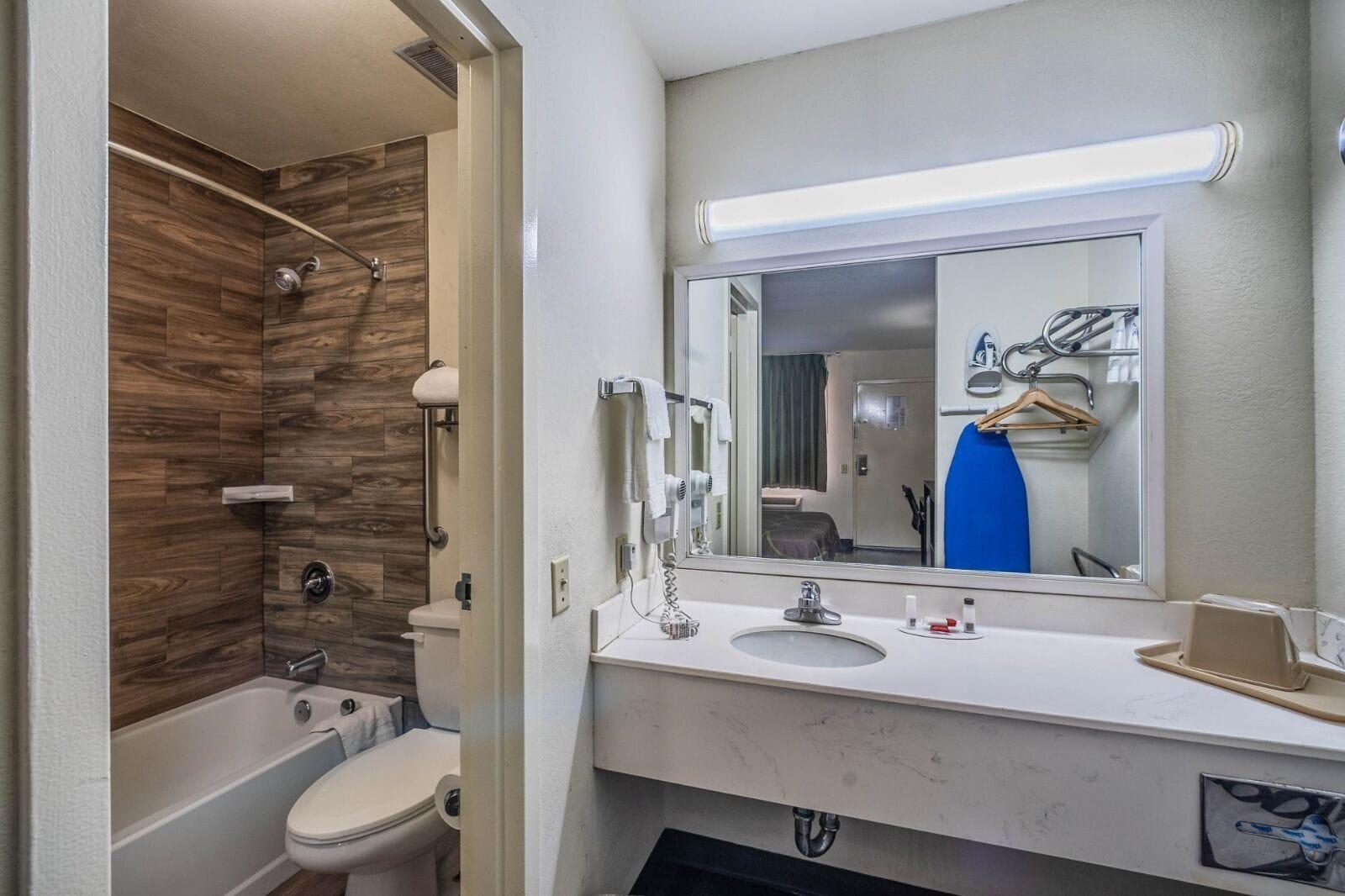 Hotel Super 8 By Wyndham El Paso Airport Zewnętrze zdjęcie