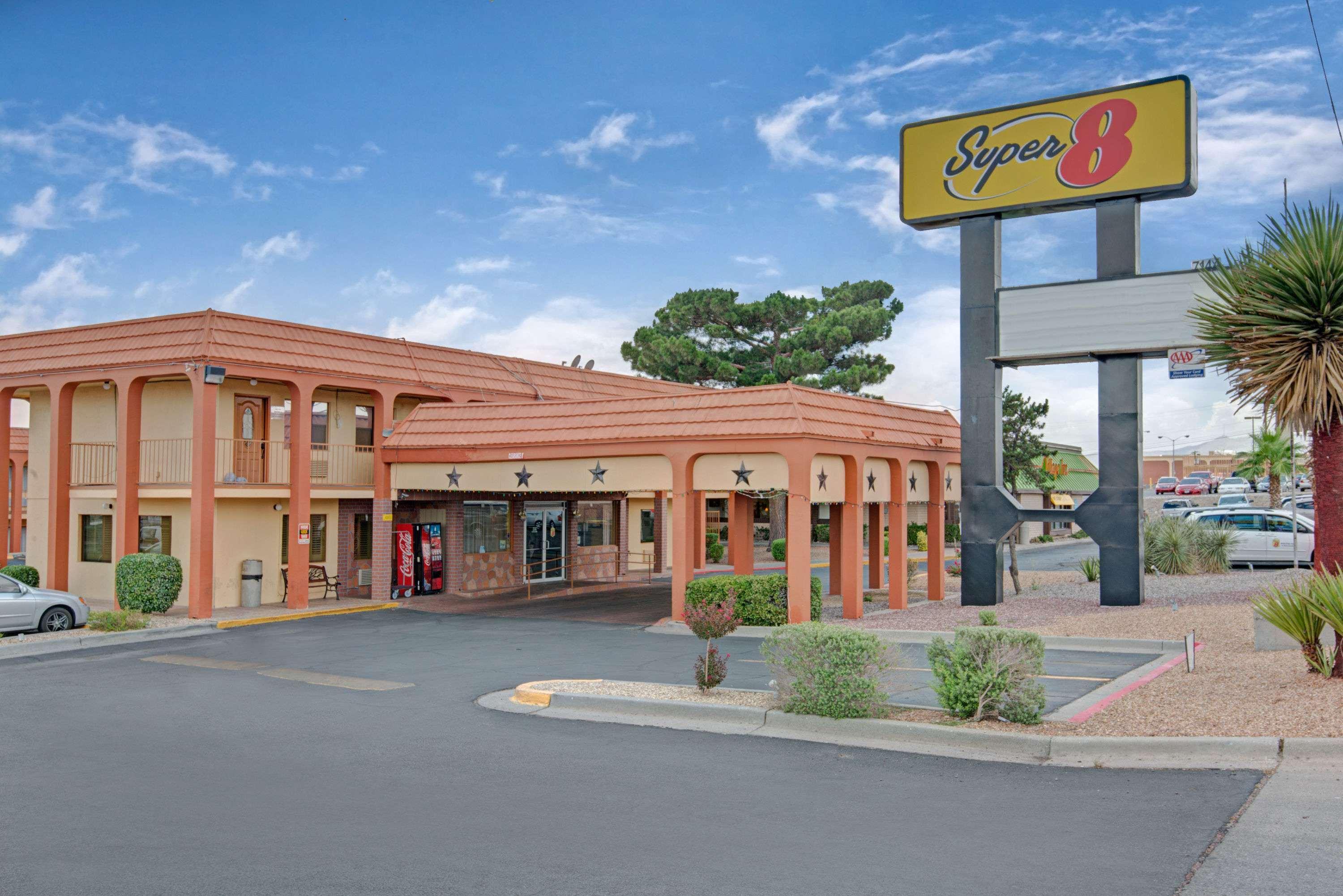 Hotel Super 8 By Wyndham El Paso Airport Zewnętrze zdjęcie