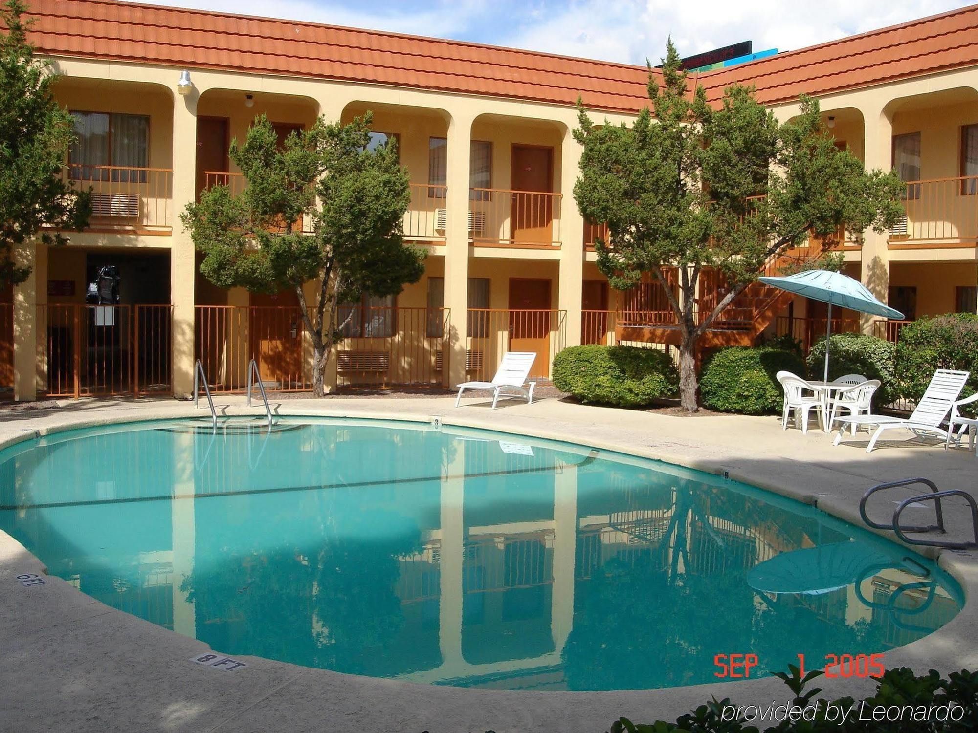 Hotel Super 8 By Wyndham El Paso Airport Zewnętrze zdjęcie